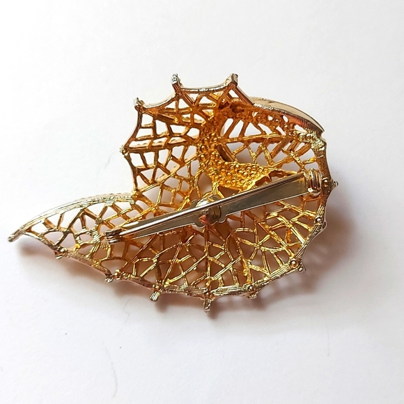 Web Brooch, Vintage Mid Century Brooch, Two Tone Silver and Gold - Picture 2 of 3
